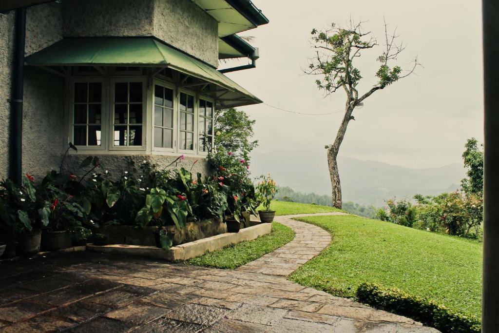 Hatale Tea Estate Bungalow Madulkele Bagian luar foto