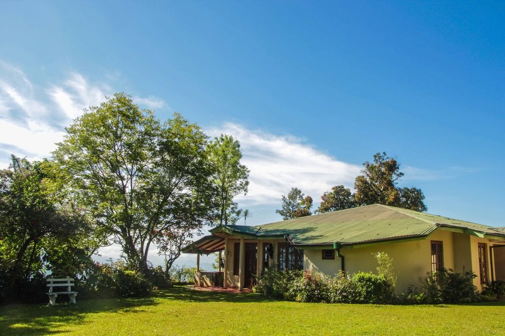 Hatale Tea Estate Bungalow Madulkele Bagian luar foto