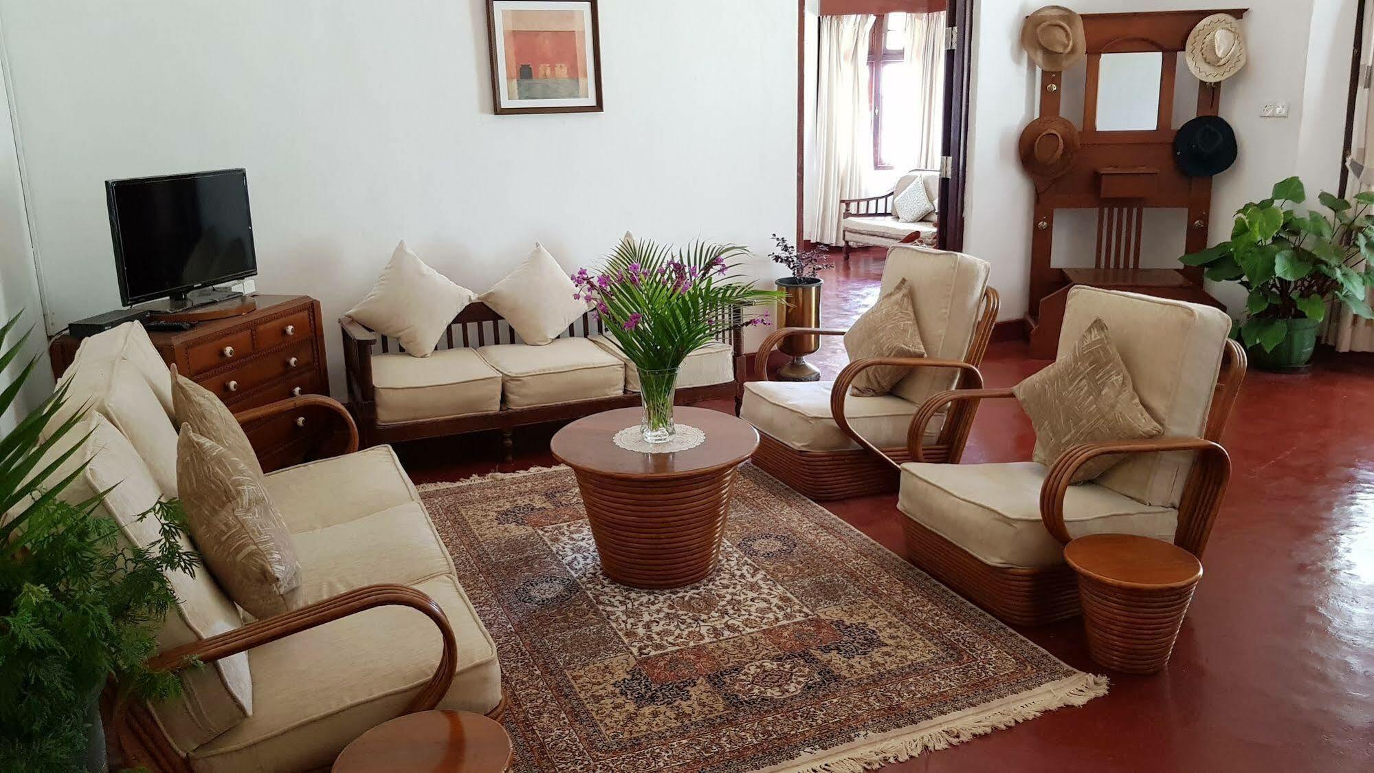 Hatale Tea Estate Bungalow Madulkele Bagian luar foto