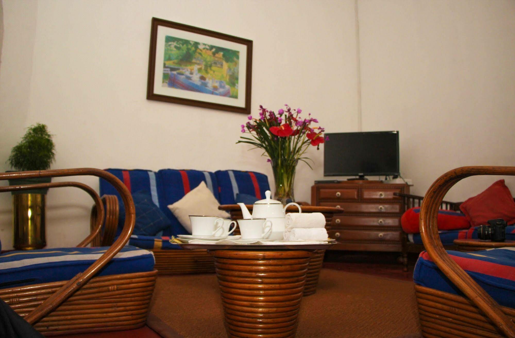 Hatale Tea Estate Bungalow Madulkele Bagian luar foto